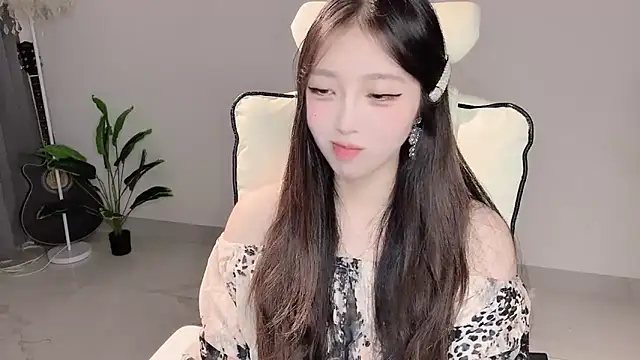 Yukiy8877 online show from April 10, 11:04 am