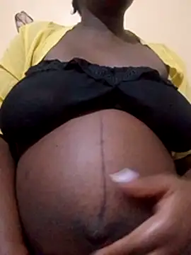 Coco2vee online show from April 18, 5:33 am