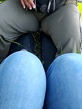 Sexy sara outdoorss online show from April 1, 3:09 pm