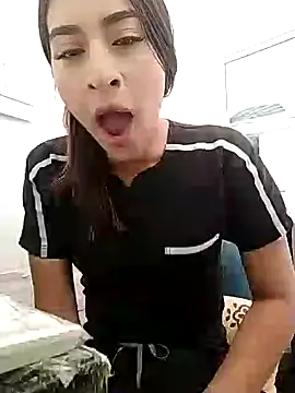 Sexy sara outdoorss online show from April 17, 2:42 pm