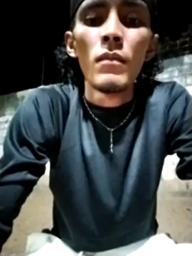 spittermasterpig1 online show from April 6, 3:04 am