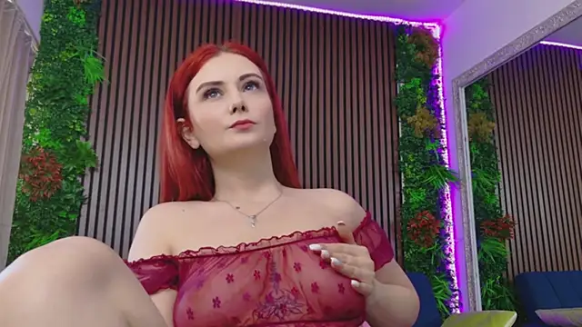 EvaThorn online show from April 9, 5:29 am