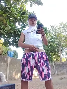 HOTRAINYGOLDEN online show from April 5, 11:51 am