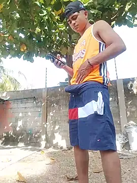 HOTRAINYGOLDEN online show from April 7, 12:38 pm