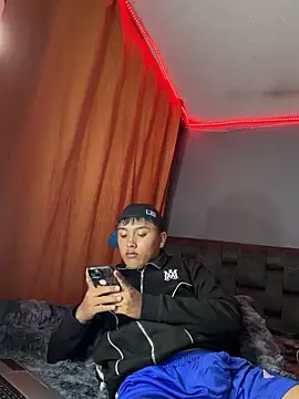 lyan C online show from March 21, 4:39 am