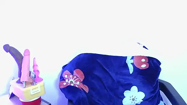 zyra vex online show from April 5, 12:30 am