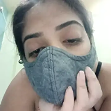 sanayabose7 online show from April 7, 6:30 pm