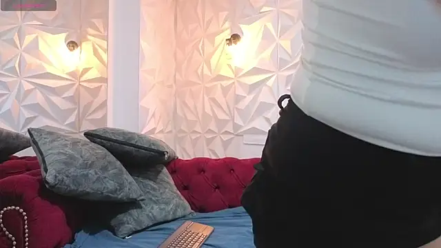 sara blue13 online show from April 14, 6:14 pm