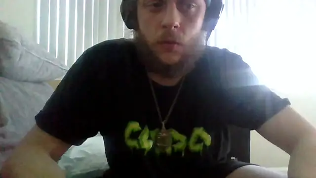 alejandro69420 online show from April 16, 6:09 pm