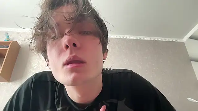 tomasdickpick online show from April 4, 7:17 am