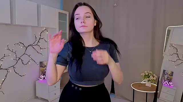 KaraNeagle online show from March 30, 6:14 am