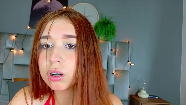 StarrMoon   online show from April 18, 2:59 am