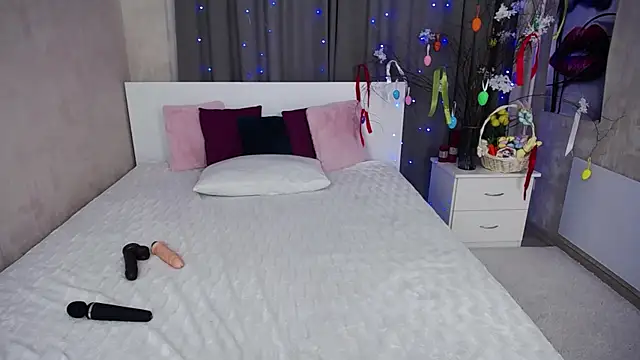 EvelinCuper  online show from April 14, 5:24 am