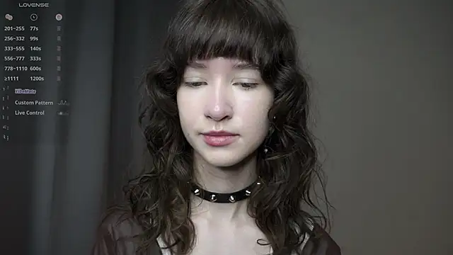 DellaLeck online show from April 6, 9:38 pm