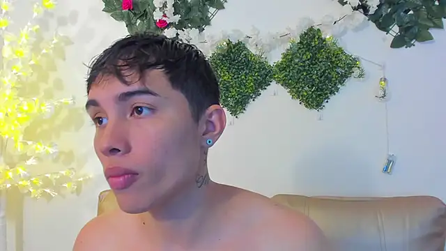 Fher rivers1 online show from April 14, 4:46 pm