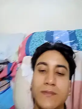 EsmeraldaNaim online show from April 5, 4:37 pm