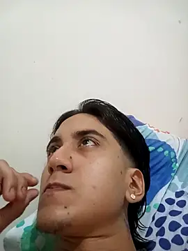 EsmeraldaNaim online show from April 11, 3:05 pm