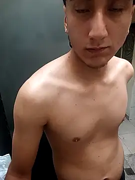 EsmeraldaNaim online show from April 12, 2:11 pm