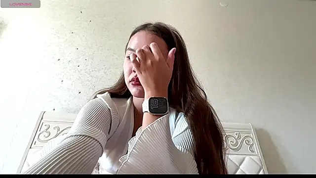 kamila 18 french online show from July 8, 9:14 am