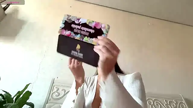 kamila 18 french online show from July 17, 3:13 am