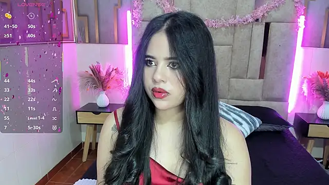 nesli hann online show from April 2, 1:42 pm