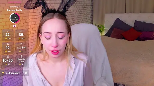 ShadowSparkle online show from April 17, 9:51 pm