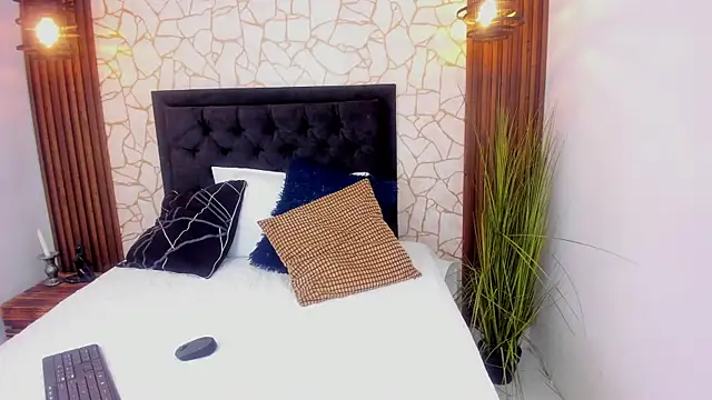 Antoneella Russo online show from April 7, 6:52 pm