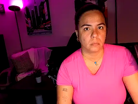 HannaJonns online show from March 30, 6:03 am