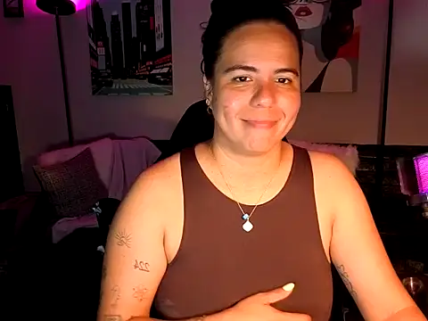 HannaJonns online show from April 15, 5:14 am