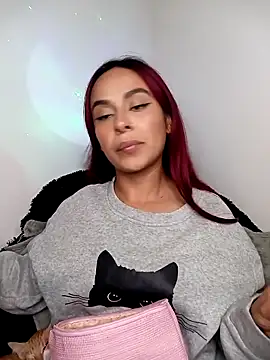 EmiilyFoxx090 online show from April 11, 2:16 am