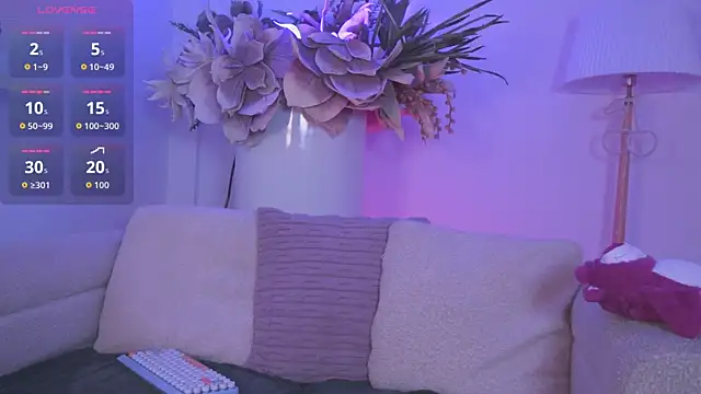 Mia patrick1 online show from April 5, 11:18 am