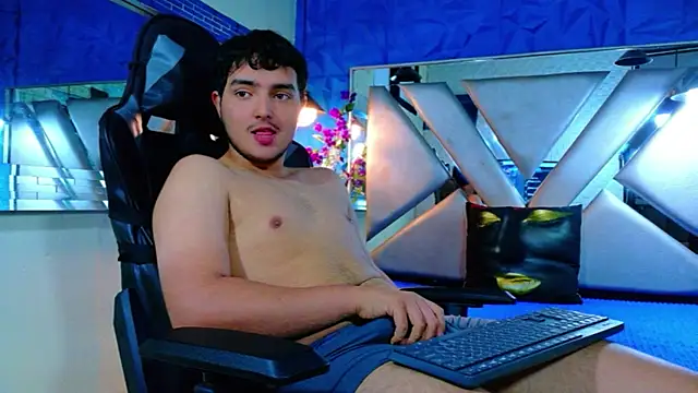 Oliver Jamees online show from April 9, 12:21 pm