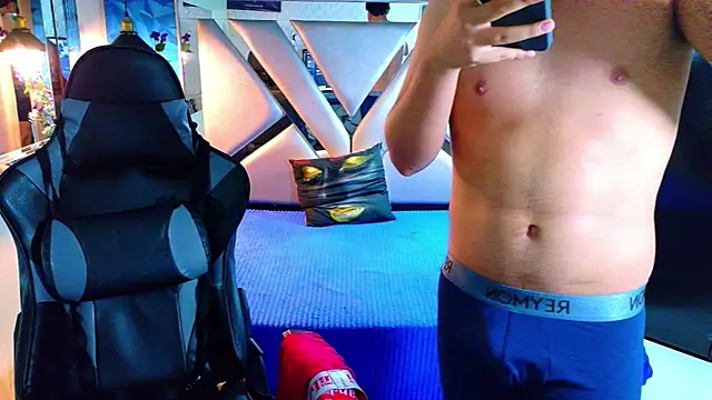 Oliver Jamees online show from April 16, 12:06 pm