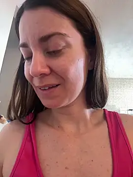 natashakinski online show from April 7, 6:52 pm