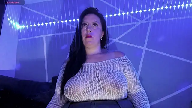 bella smit1 online show from April 7, 3:07 am