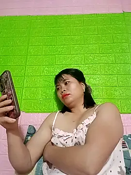 Snapshot of Dumi_009 chatting on April 26, 7:39 am Dumi 009 online show from April 26, 7:39 am