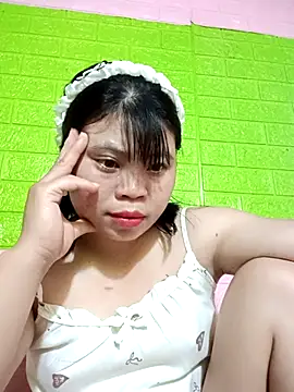Snapshot of Dumi_009 chatting on May 6, 4:30 am Dumi 009 online show from May 6, 4:30 am