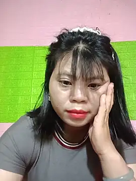 Snapshot of Dumi_009 chatting on May 11, 3:29 pm Dumi 009 online show from May 11, 3:29 pm