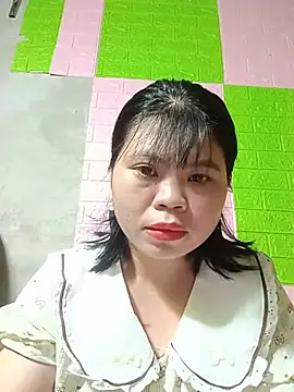 Snapshot of Dumi_009 chatting on May 14, 11:50 am Dumi 009 online show from May 14, 11:50 am