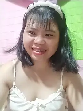 Snapshot of Dumi_009 chatting on May 23, 5:06 pm Dumi 009 online show from May 23, 5:06 pm