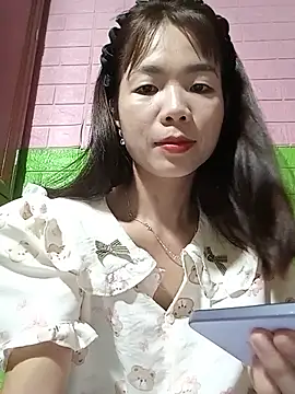 AmyLinee01 online show from June 1, 7:21 am