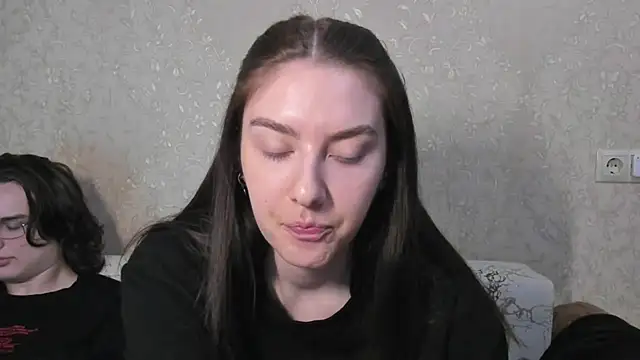 muuur love231 online show from April 4, 1:52 pm