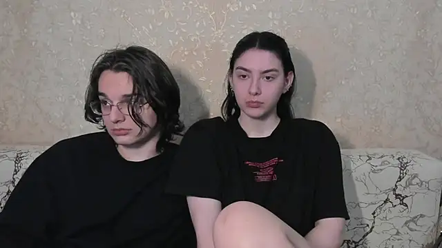 muuur love231 online show from April 9, 11:37 am