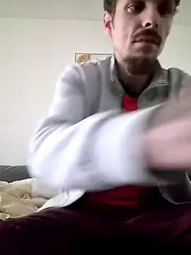 Snapshot of legars844 chatting on April 1, 8:59 am legars844 online show from April 1, 8:59 am