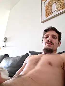 Snapshot of legars844 chatting on April 1, 1:41 pm legars844 online show from April 1, 1:41 pm