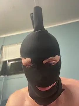 BWCloverboyy online show from April 16, 9:10 am