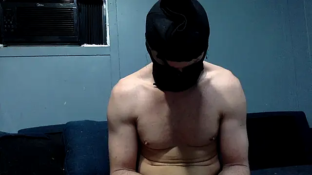 BWCloverboyy online show from April 18, 8:40 am