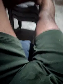 roselover2222 online show from April 11, 7:07 pm