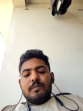 roselover2222 online show from April 17, 6:16 am