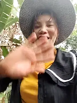 Ruby Lucy online show from March 28, 12:32 am